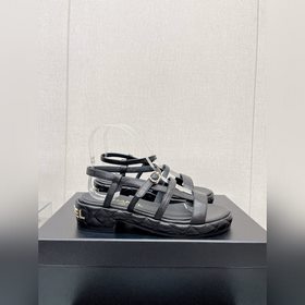 Chanel 23Ss Новая модель Chanel Ромбовидная платформа, толстый ка