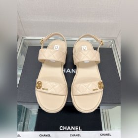 Chanel 23Ss Новая модель Chanel Ромбовидные сандалии на толстом к