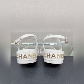 Chanel 23Ss Новая модель Chanel Ромбовидные сандалии на толстом к