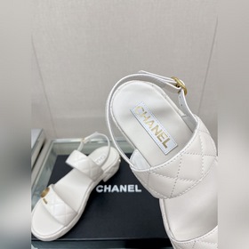 Chanel 23Ss Новая модель Chanel Ромбовидные сандалии на толстом к