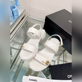 Chanel 23Ss Новая модель Chanel Ромбовидные сандалии на толстом к
