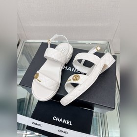 Chanel 23Ss Новая модель Chanel Ромбовидные сандалии на толстом к