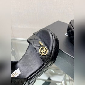 Chanel 23Ss Новая модель Chanel Ромбовидные сандалии на толстой п