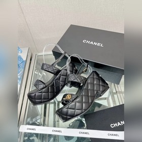 Chanel 23Ss Новая модель Chanel Ромбовидные сандалии на толстой п
