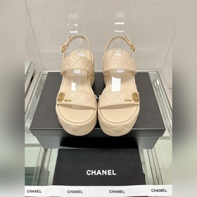 Chanel 23Ss Новая модель Chanel Ромбовидные сандалии на толстой п