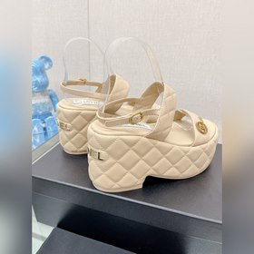 Chanel 23Ss Новая модель Chanel Ромбовидные сандалии на толстой п