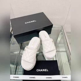 Chanel 23Ss Новая модель Chanel Ромбовидные тапочки на толстой по
