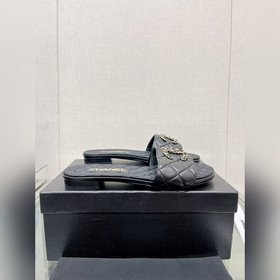 Chanel 23Ss Новая модель Chanel с ромбовидной цепочкой и двойной 