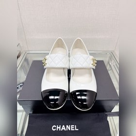 Chanel 23Ss Новая модель Chanel Мари-Джен с широким ремешком и то