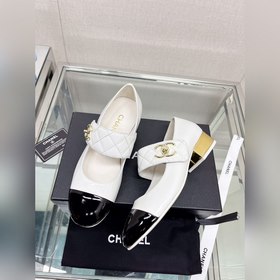 Chanel 23Ss Новая модель Chanel Мари-Джен с широким ремешком и то