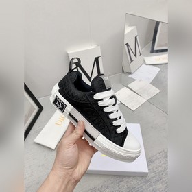 Dior 2023 весенняя ограниченная серия для пар, модель с большим я