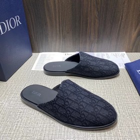 Новая летняя коллекция DIOR мужские тапочки. Оригинальная резинов