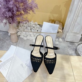 Dior 2023： главная модель сандалий для подиума, новинка в продаже
