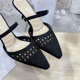 Dior 2023： главная модель сандалий для подиума, новинка в продаже