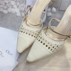 Dior 2023： главная модель сандалий для подиума, новинка в продаже