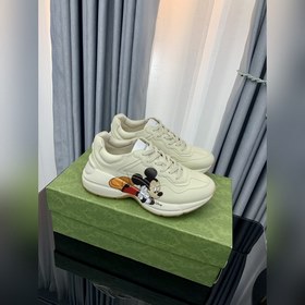 Пара обуви Gucci в стиле «папа» из состаренной кожи с угловатыми
