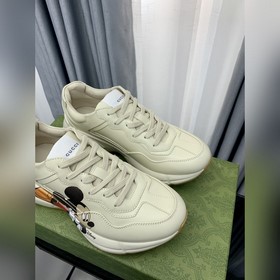 Пара обуви Gucci в стиле «папа» из состаренной кожи с угловатыми 