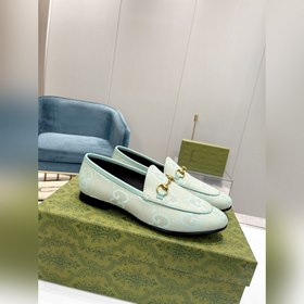 Gucci, классические лоферы в новом цвете Материал： импортная двух