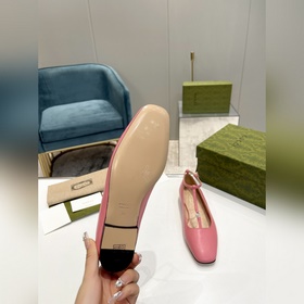 Gucci высшего качества Материал： кожа овцы смешанной породы класс