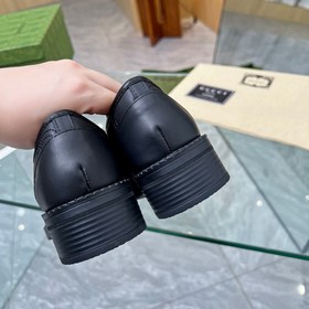 2023.Gucci весенняя и осенняя новинка – небольшие кожаные туфли с