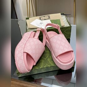 Gucci 2023 летняя новинка — женские сандалии на платформе. Высоча