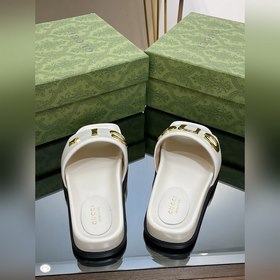 Новинка лета 2023 года от Gucci： высококачественные тапочки с лог