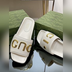 Новинка лета 2023 года от Gucci： высококачественные тапочки с лог