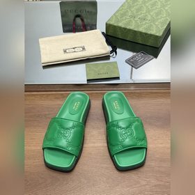 Новинка лета 2023 года от Gucci — высококачественные тапочки с 5D