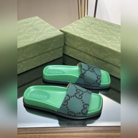 Новинка лета 2023 года от Gucci — высококачественные тапочки с 5D