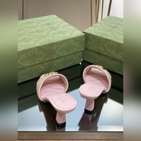 Новые модели Gucci на лето 2023 года Женские сандалии с двойной 