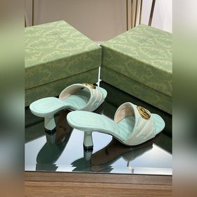 Новинки Gucci на лето 2023 года Женские тапочки с двойной пряжко