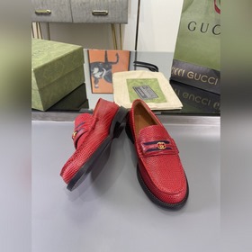 Gucci 2023 весна-осень. Новые лодочки с бахромой от Gucci. Воспро