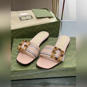Gucci, последние тапочки с бамбуковой пряжкой, приобретенные в оф