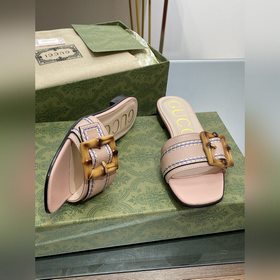 Gucci, последние тапочки с бамбуковой пряжкой, приобретенные в оф