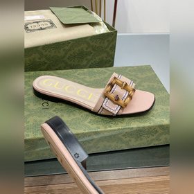 Gucci, последние тапочки с бамбуковой пряжкой, приобретенные в оф