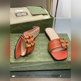 Gucci, последние тапочки с бамбуковой пряжкой, приобретенные в оф