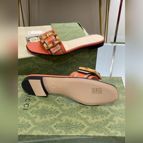 Gucci, последние тапочки с бамбуковой пряжкой, приобретенные в оф
