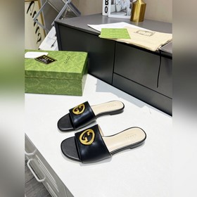 Новая модель Gucci 2023. Тапочки 35-43.