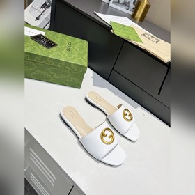 Новая модель Gucci 2023. Тапочки 35-43.