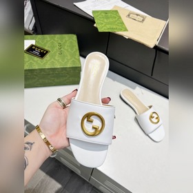 Новая модель Gucci 2023. Тапочки 35-43.