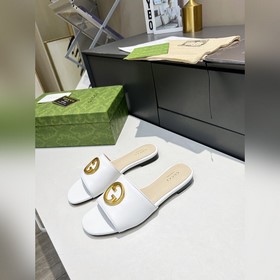 Новая модель Gucci 2023. Тапочки 35-43.