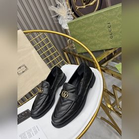 Новейшая модель туфель GUCCI с подиума. Модные, элегантные и унив