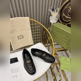 Новейшая модель туфель GUCCI с подиума. Модные, элегантные и унив