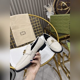 Новейшая модель туфель GUCCI с подиума. Модные, элегантные и унив
