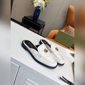Новейшая модель тапочек GUCCI с подиума. Модные, элегантные и уни