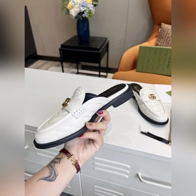 Новейшая модель тапочек GUCCI с подиума. Модные, элегантные и уни