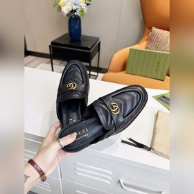 Новейшая модель тапочек GUCCI с подиума. Модные, элегантные и уни
