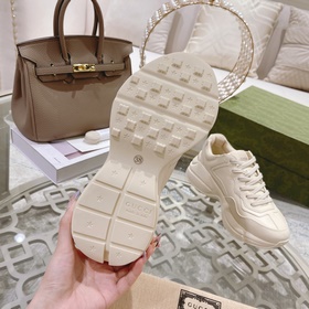 Обувь Gucci с масляной отделкой, защитным чипом и защитной нитью.