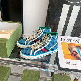 Обувь Gucci с высоким каблуком уже в продаже, обновление в магази