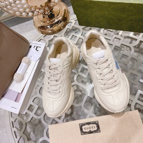 Обувь Gucci с масляной отделкой, защитным чипом и защитной нитью.